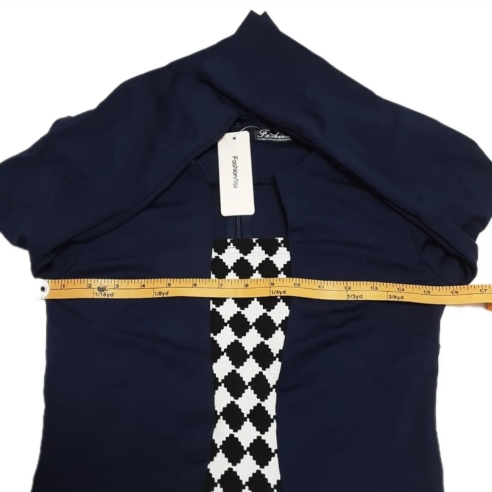 Houndstooth Formal Dress With Jacket - Picture 13 of 15